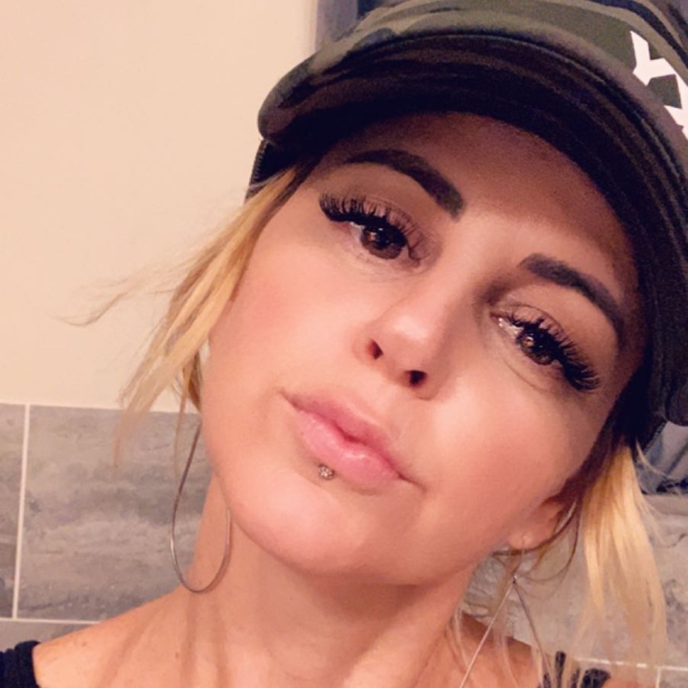 Meet your Posher, Jami